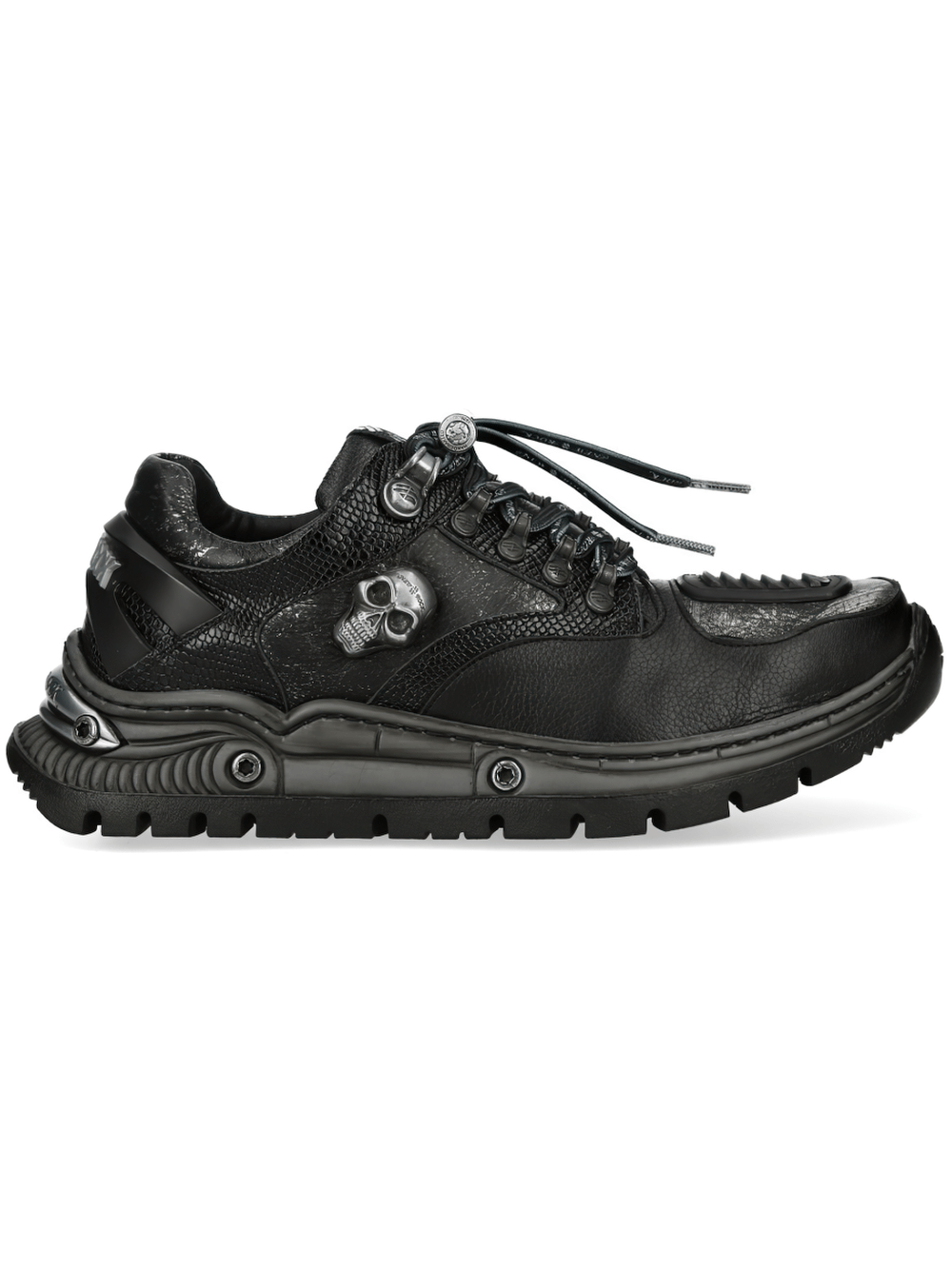 NEW ROCK Women's Gothic Low-Top Shoes with Skull Accent showcasing skull detail and heavy tread soles.
