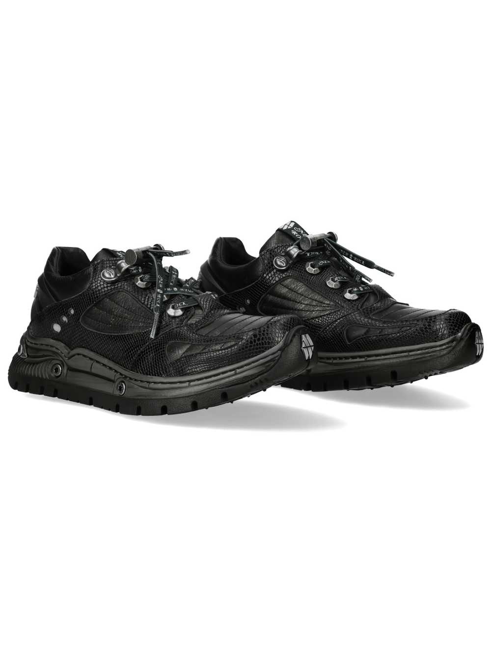 NEW ROCK Women's Low-Top Shoes with Reptile Embossed Panel in black, featuring metal hooks and rugged sculpted tread.