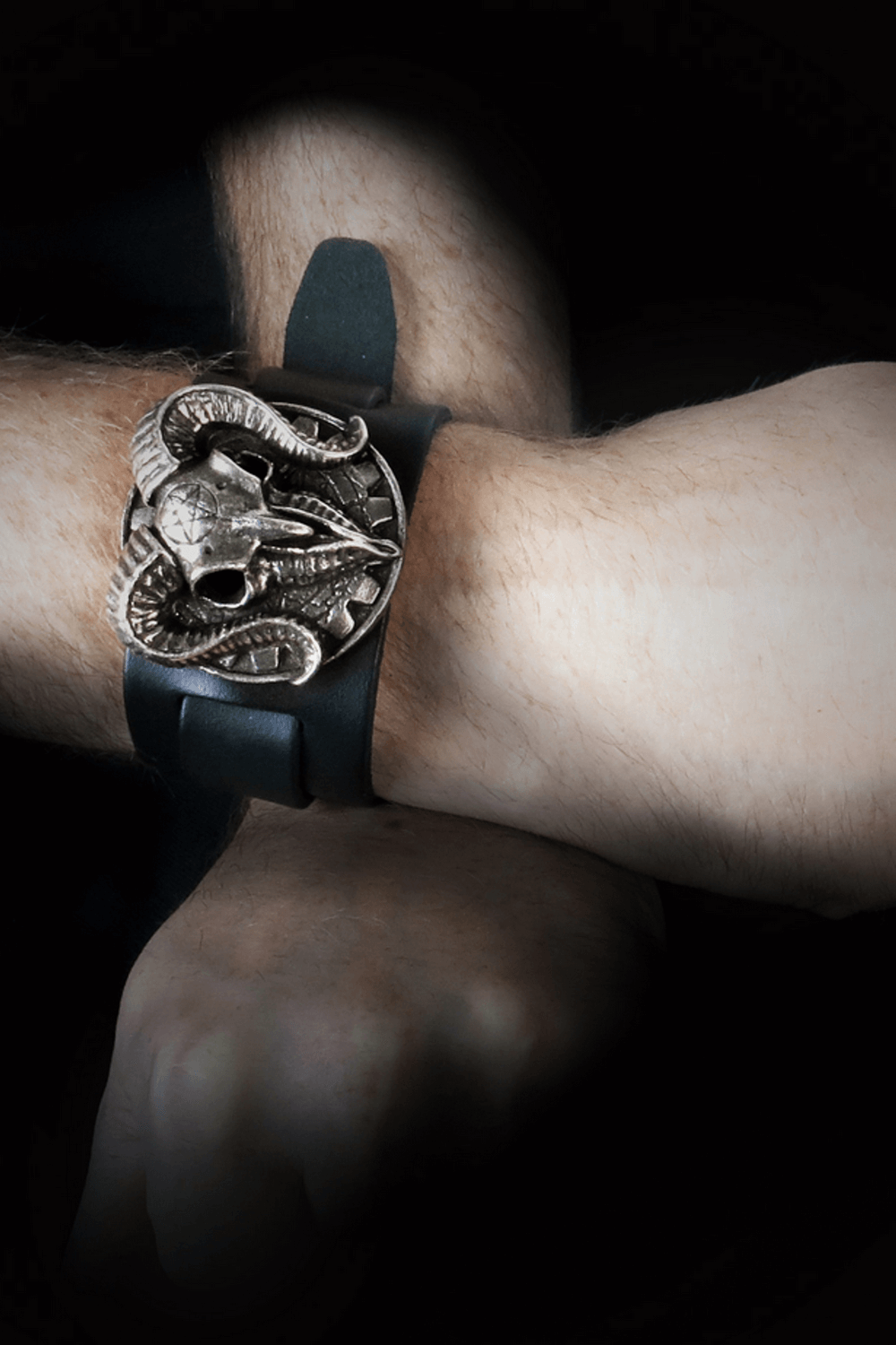 Occult ram skull leather bracelet with detailed pewter design for gothic style and dark fashion.