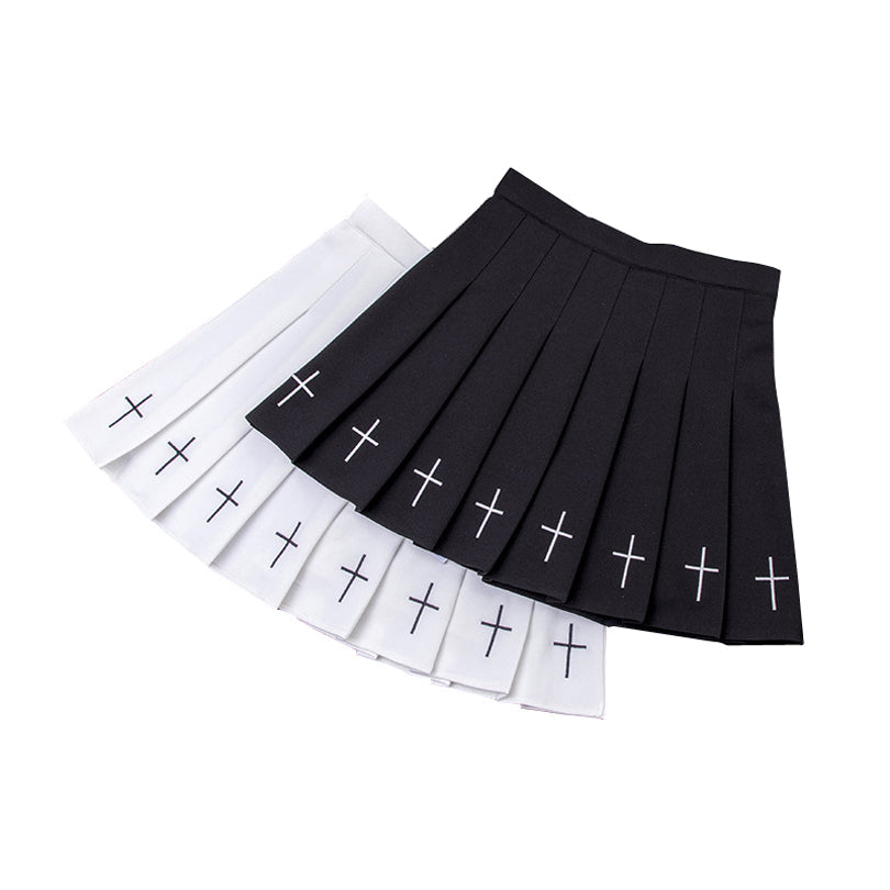 Pleated gothic women skirts in black and white with crosses, perfect for alternative outfits and Halloween parties.