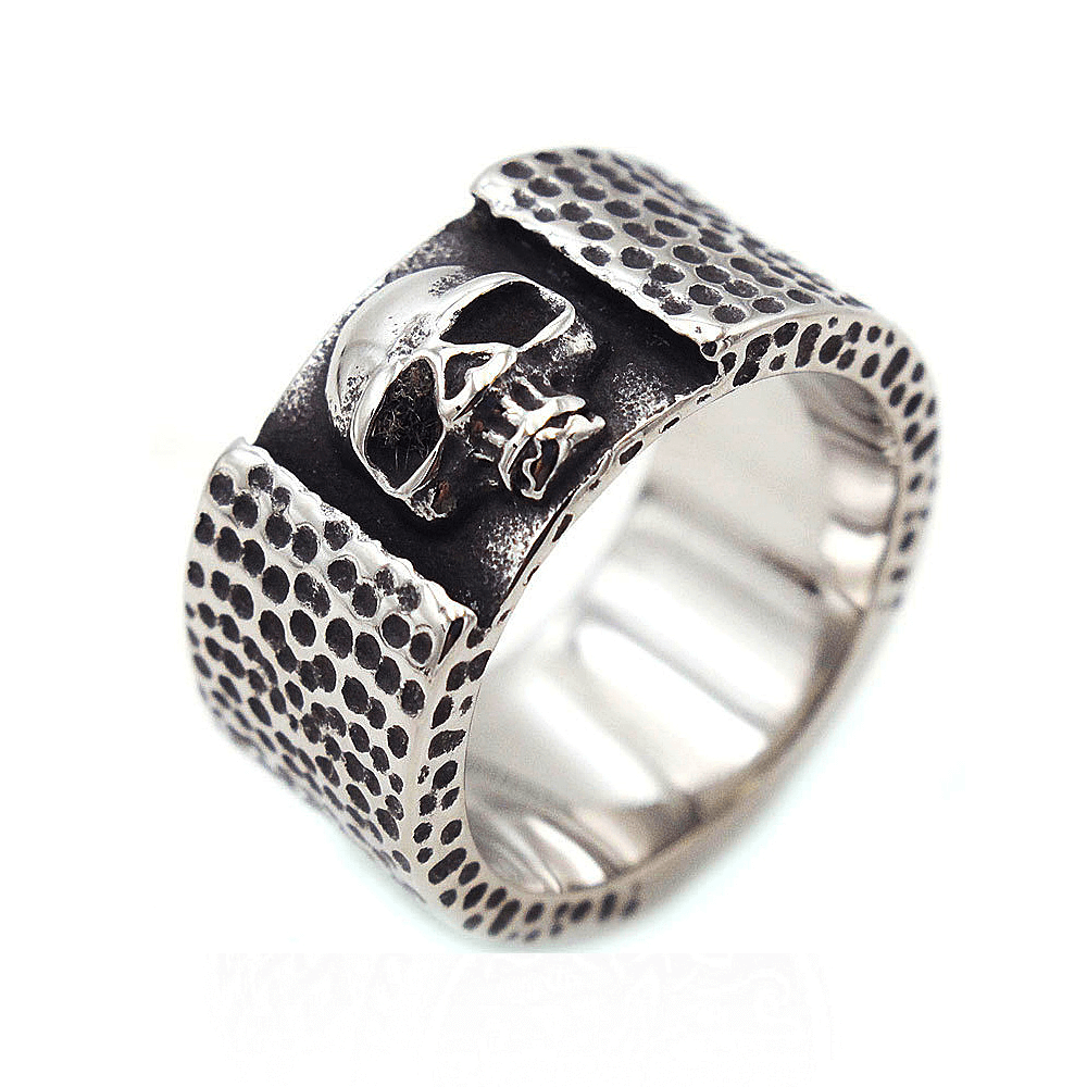 Unisex punk gothic stainless steel skull ring with edgy design, perfect for bikers and rebellious style.