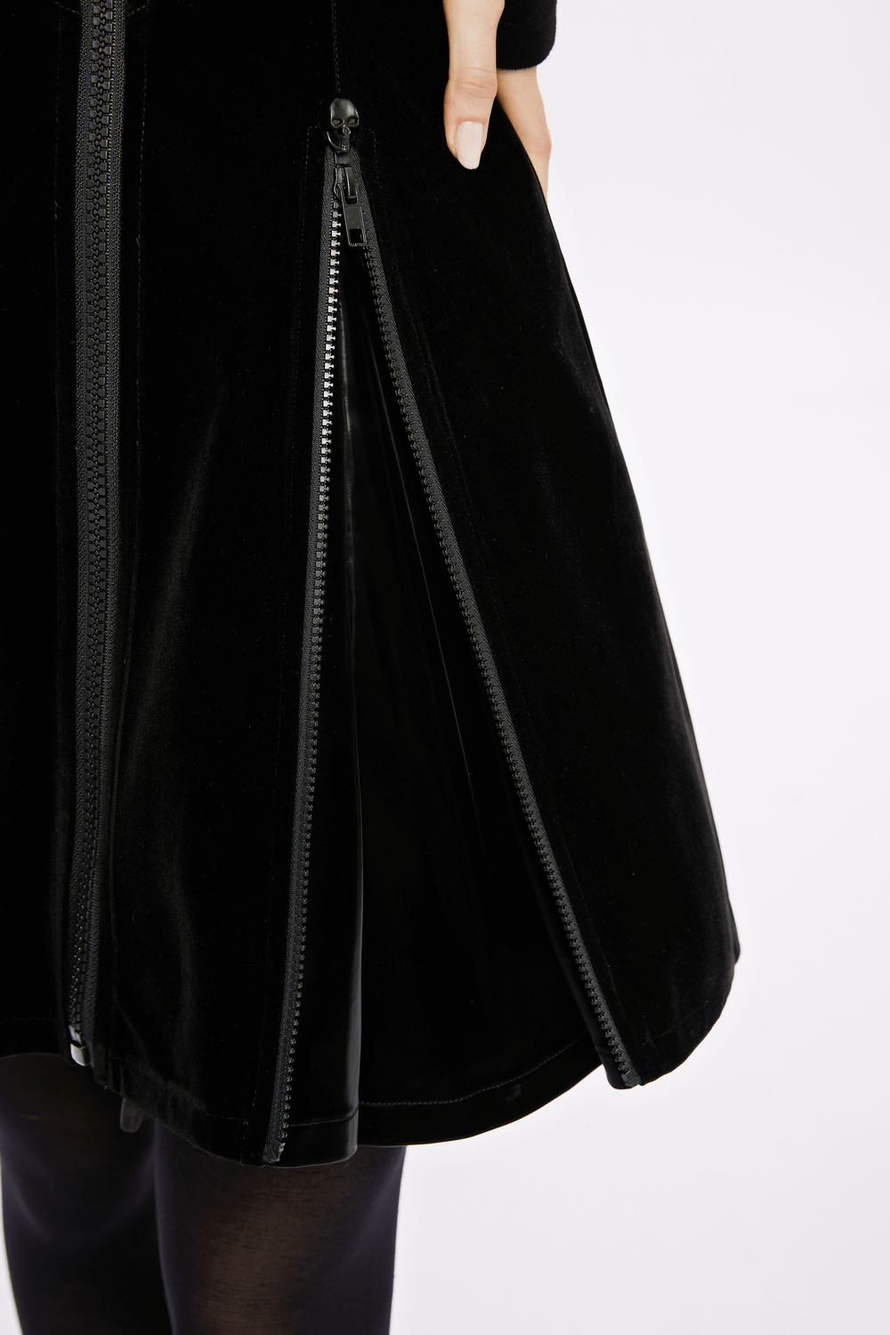 Close-up of the zipper details on Punk Rave's black Gothic Crescent Moon Dress, showcasing its techwear design.