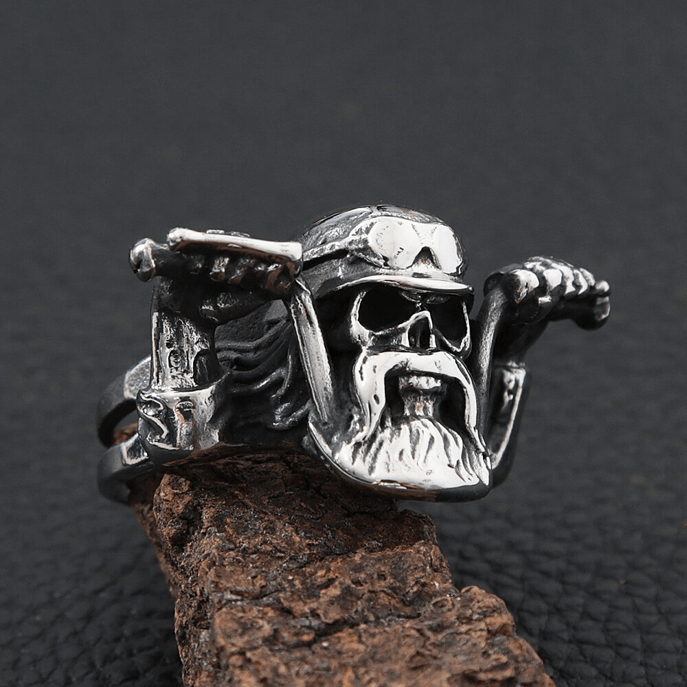 Punk rock motorcyclist skull ring for men, crafted from stainless steel with an edgy biker design.