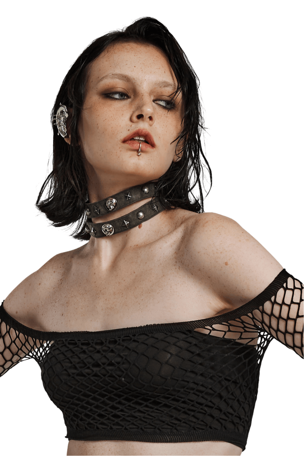 Punk women's double strap choker with skulls and rivets, adding edgy flair to a stylish look.