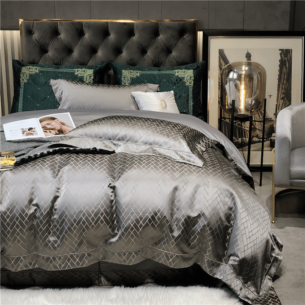 Refined Jacquard Egyptian Cotton Bedding Set with Chic Edge