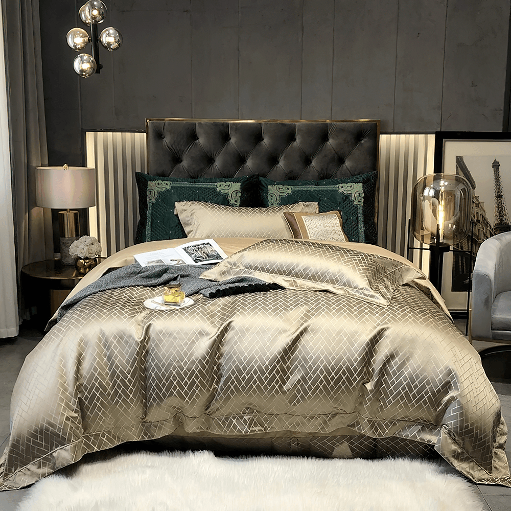 Refined Jacquard Egyptian Cotton Bedding Set with Chic Edge