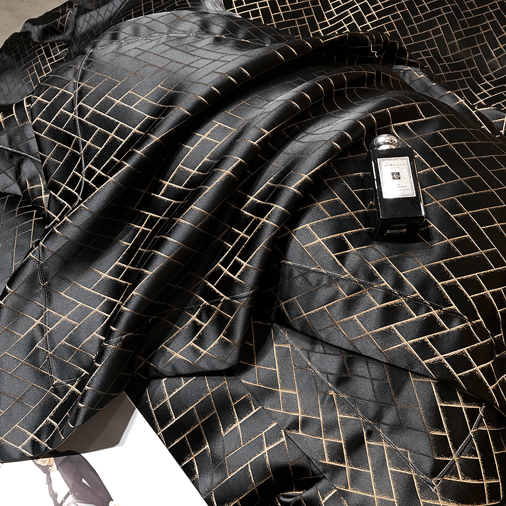 Refined Jacquard Egyptian Cotton Bedding Set with Chic Edge
