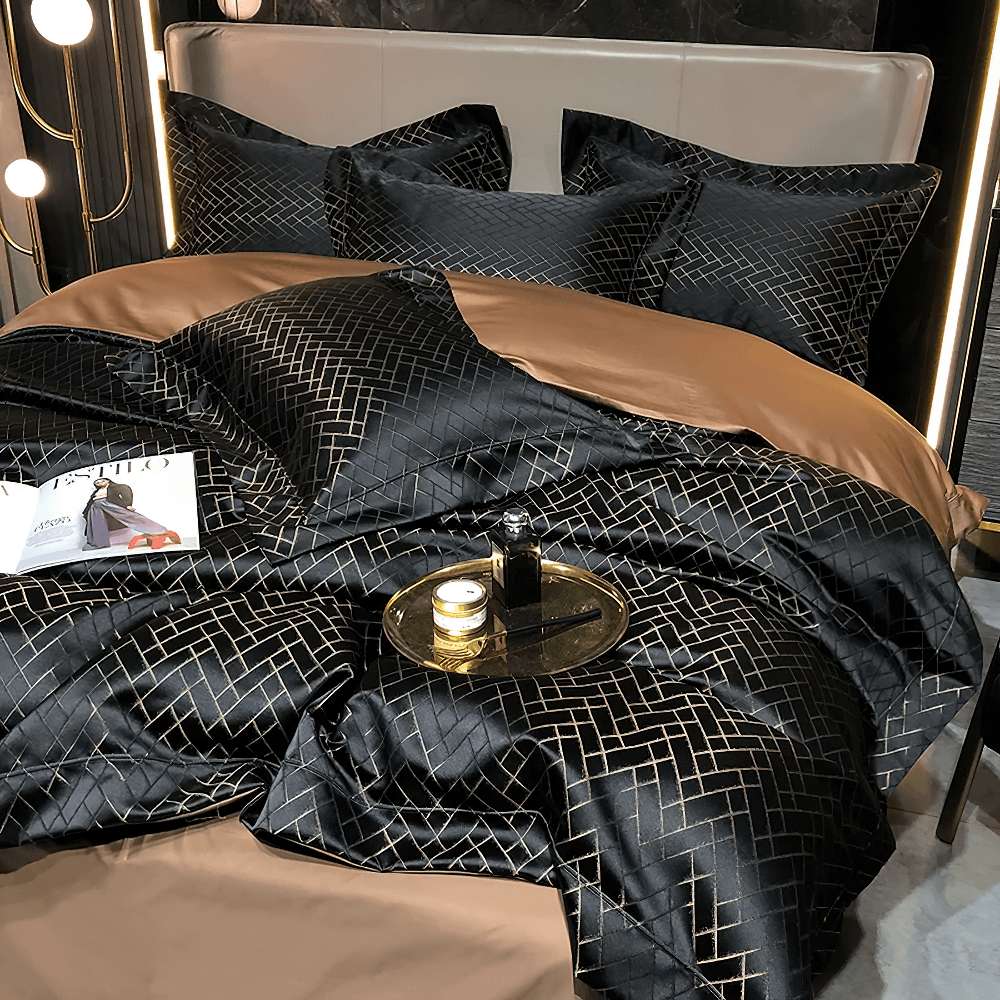 Refined Jacquard Egyptian Cotton Bedding Set with Chic Edge