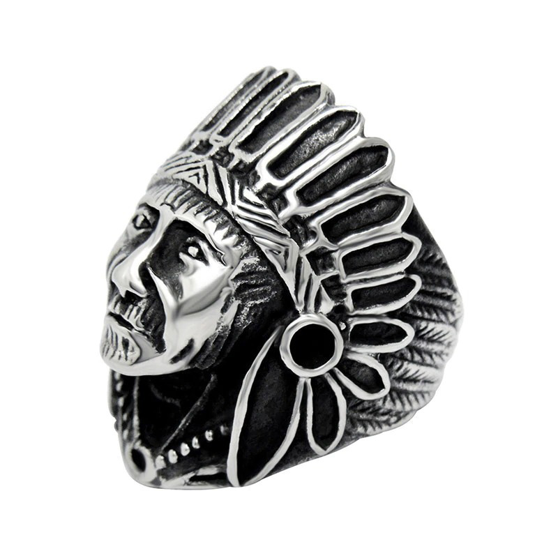 Vintage stainless steel ring featuring a detailed Indian chief head design, perfect for rock and cosplay outfits.