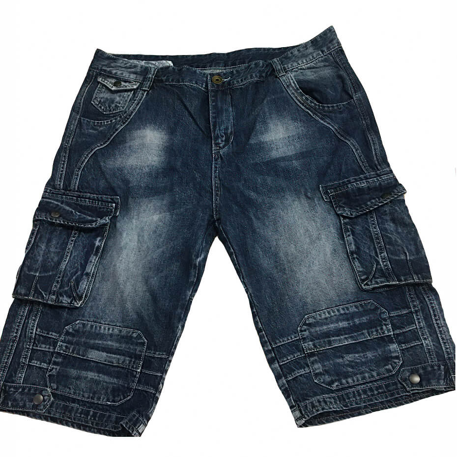 Men's rock style cargo shorts in washed denim with practical pockets for summer casual fashion.