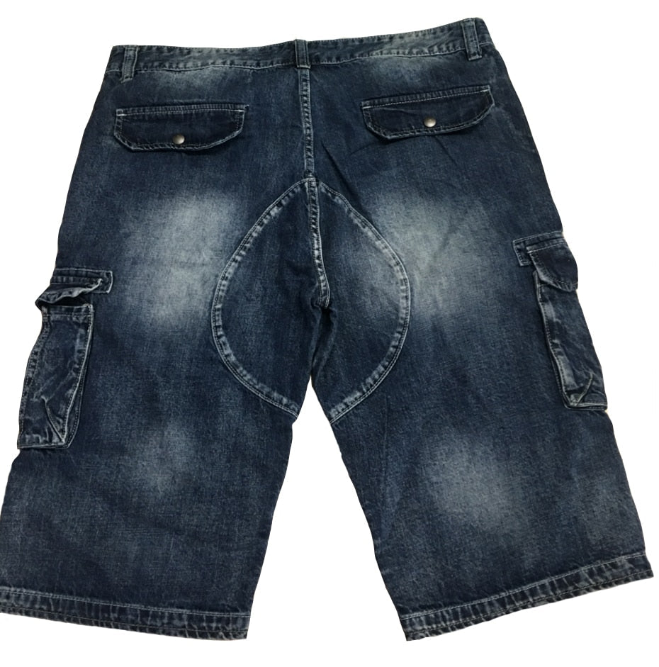 Rock style men's cargo shorts in washed denim with practical pockets for casual summer wear.