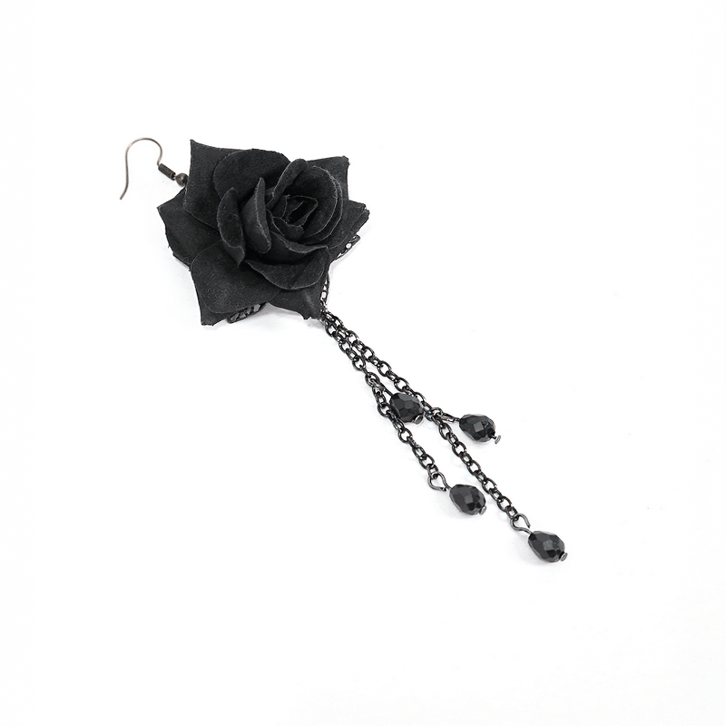 Gothic black rose earrings with chains, perfect for alternative fashion and adding a stylish touch to your outfit.