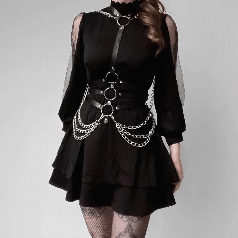 Gothic style sexy body harness for women, featuring chains and synthetic leather, perfect for cosplay and fashion.