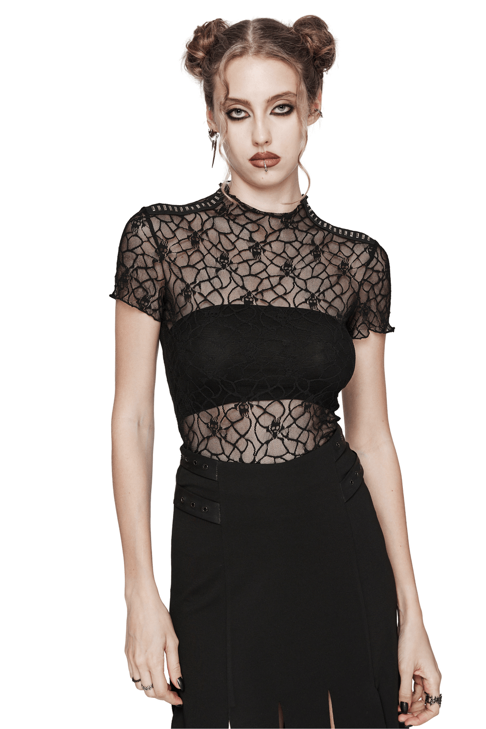 Edgy skull mesh short sleeve punk T-shirt for women, featuring square alloy webbing and a daring design.