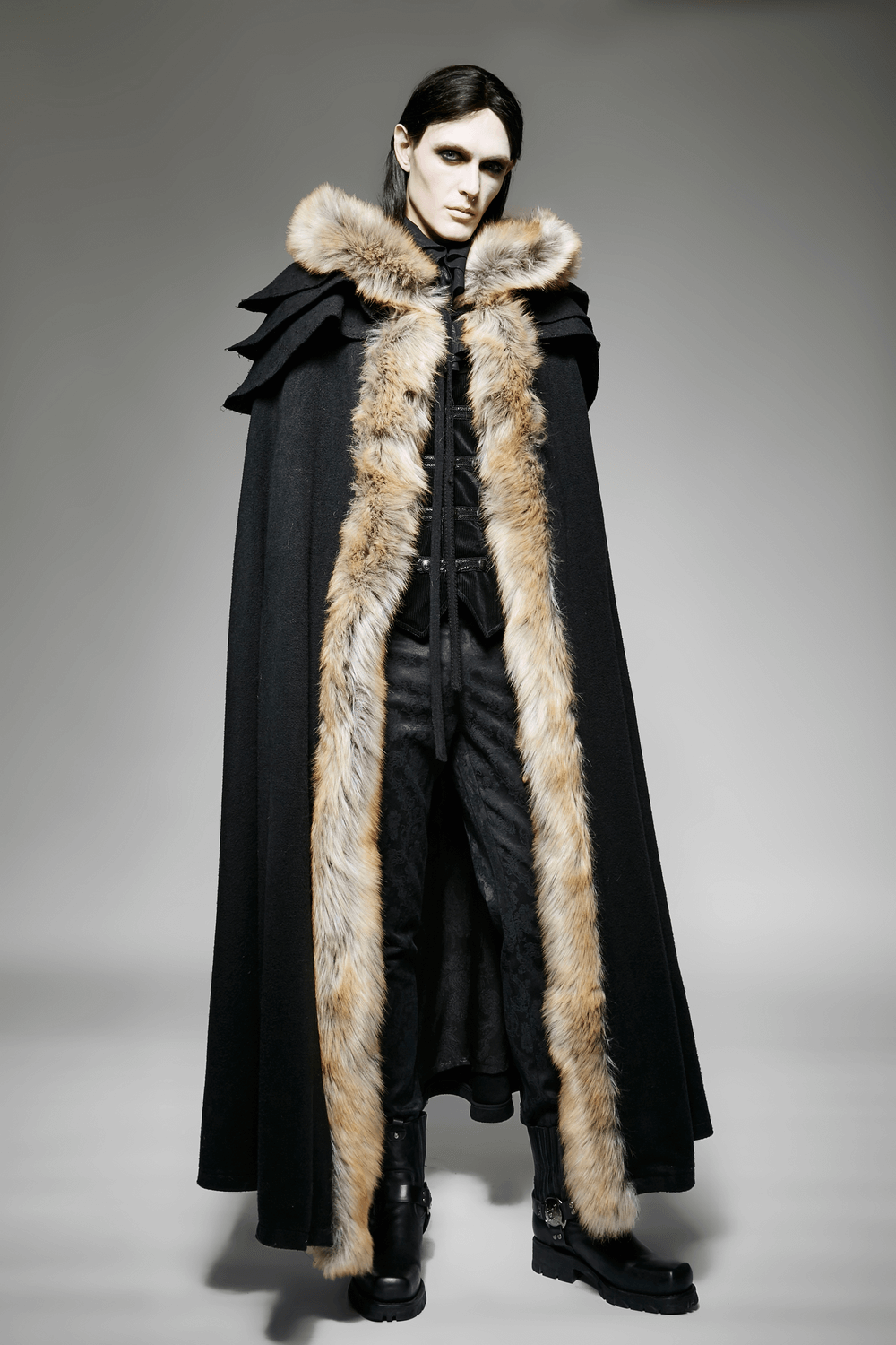 Sophisticated Black Gothic Cloak with Faux Fur Trim - HARD'N'HEAVY