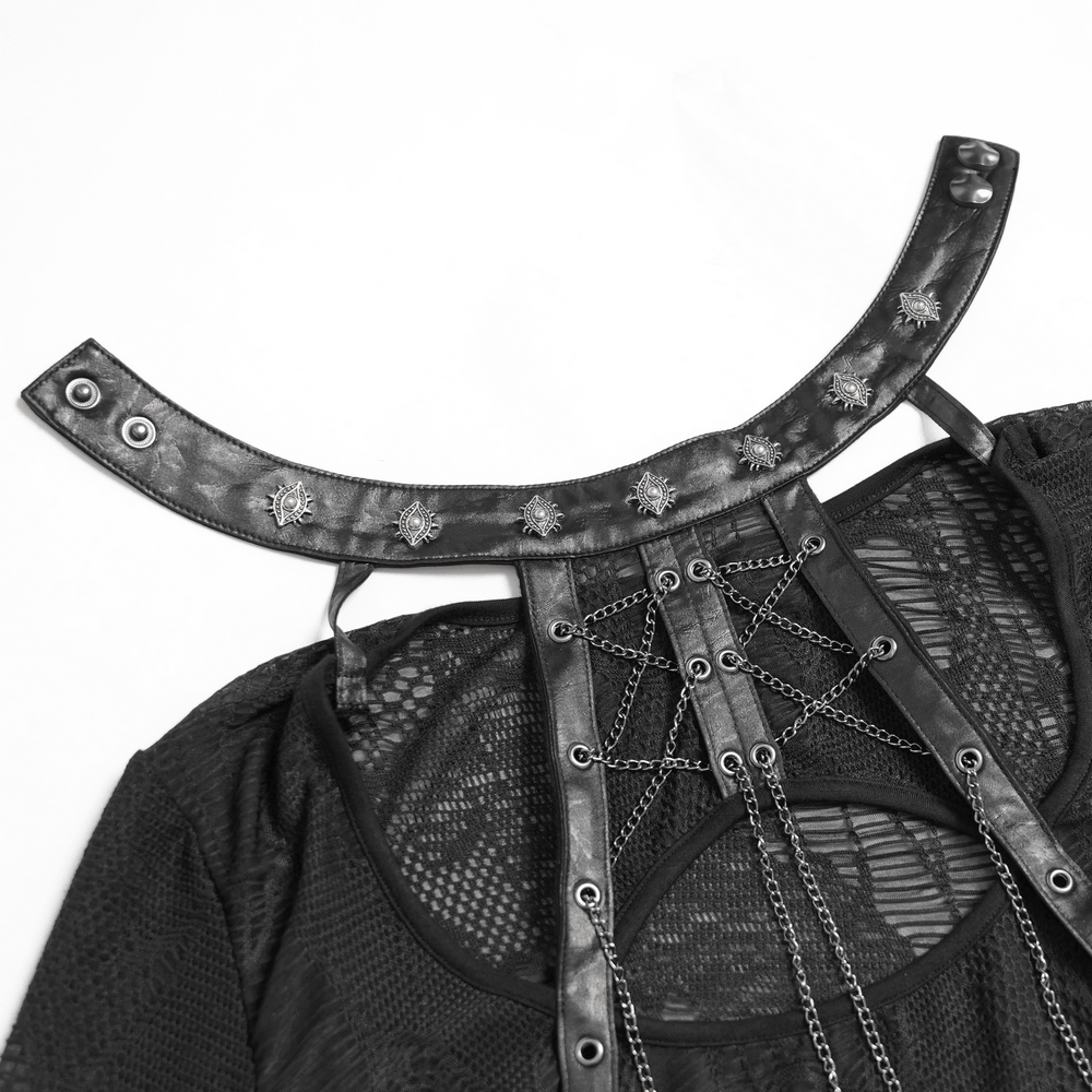 Llamativa camiseta de malla de manga larga con arnés en el cuello