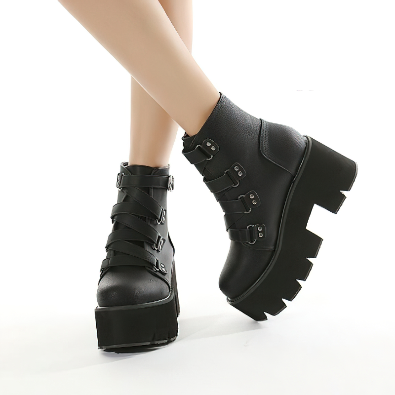 Trendy Women's Ankle Boots on Platform / Comfortable Black Leather Shoes with Buckle - HARD'N'HEAVY