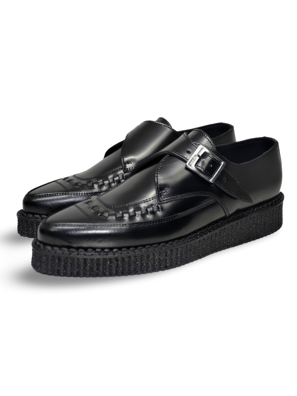 Unisex Pointed Creeper Shoe with Buckle Closure