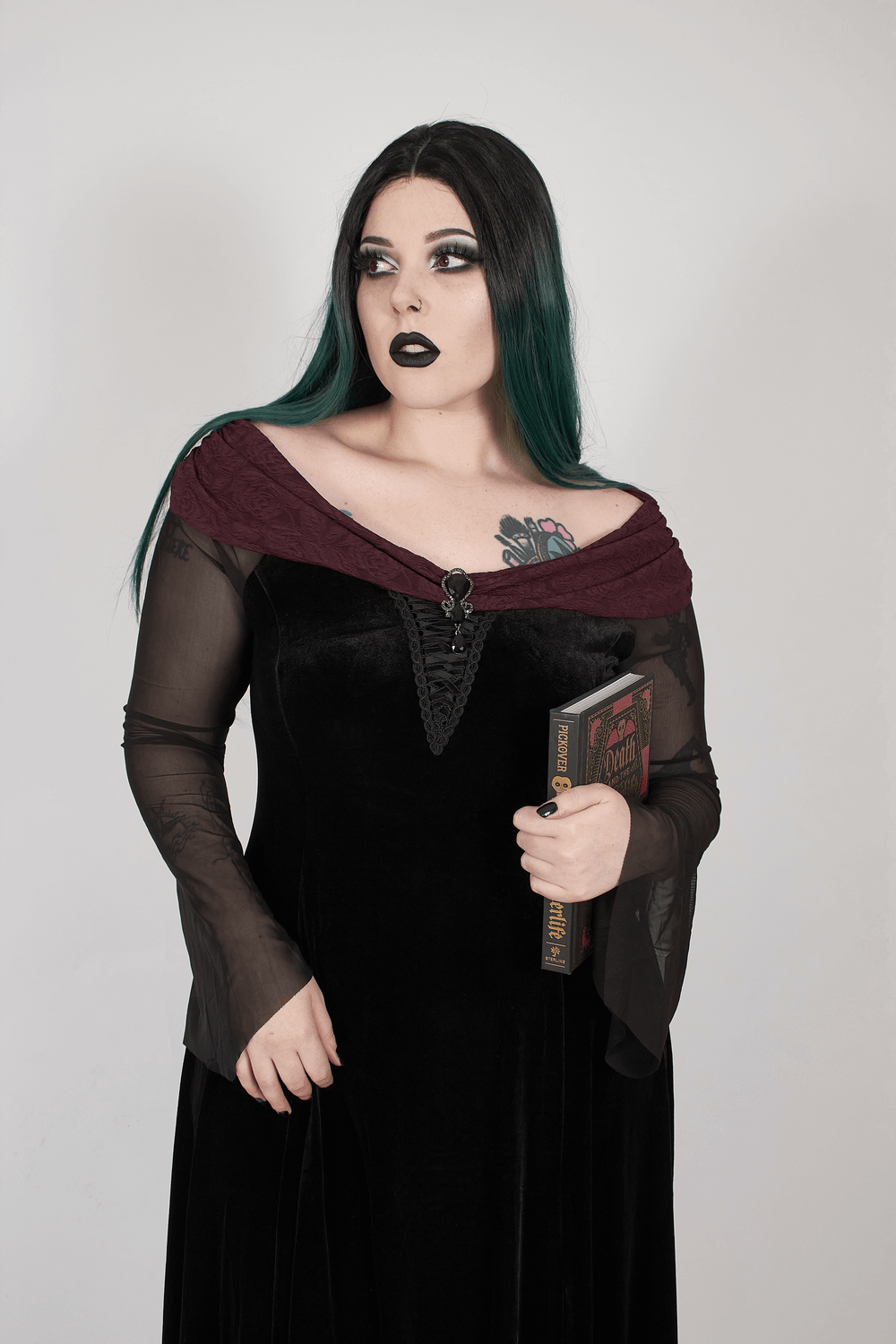 Victorian Gothic Velvet Gown with Brooch and Mesh Sleeves - HARD'N'HEAVY