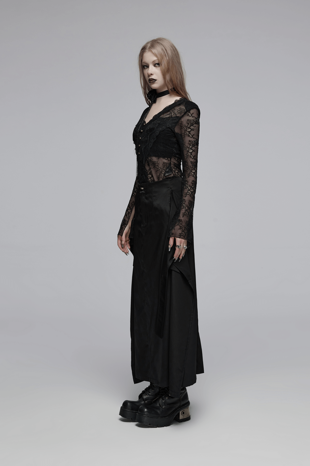 Victorian-Inspired Black A-Line Maxi Skirt with Pockets