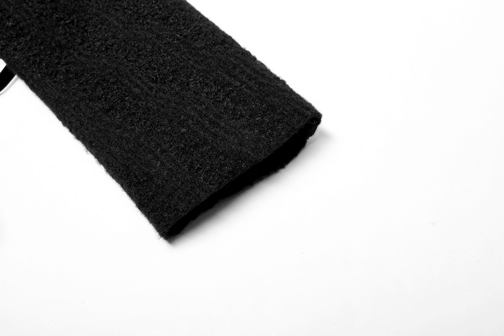 Close-up of the luxurious fabric of a Victorian-inspired detachable fur collar coat, showcasing its elegant texture.