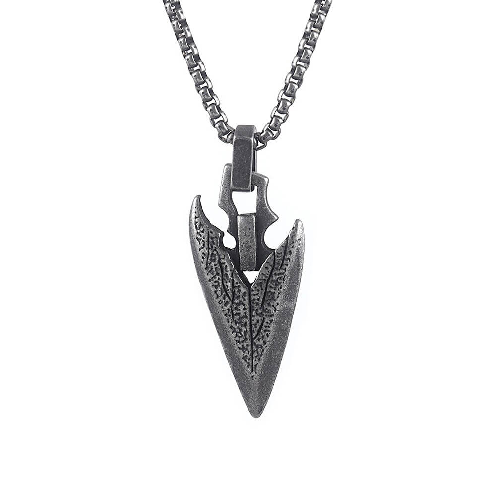 Vintage stainless steel arrowhead pendant necklace, a bold unisex fashion accessory with timeless appeal.