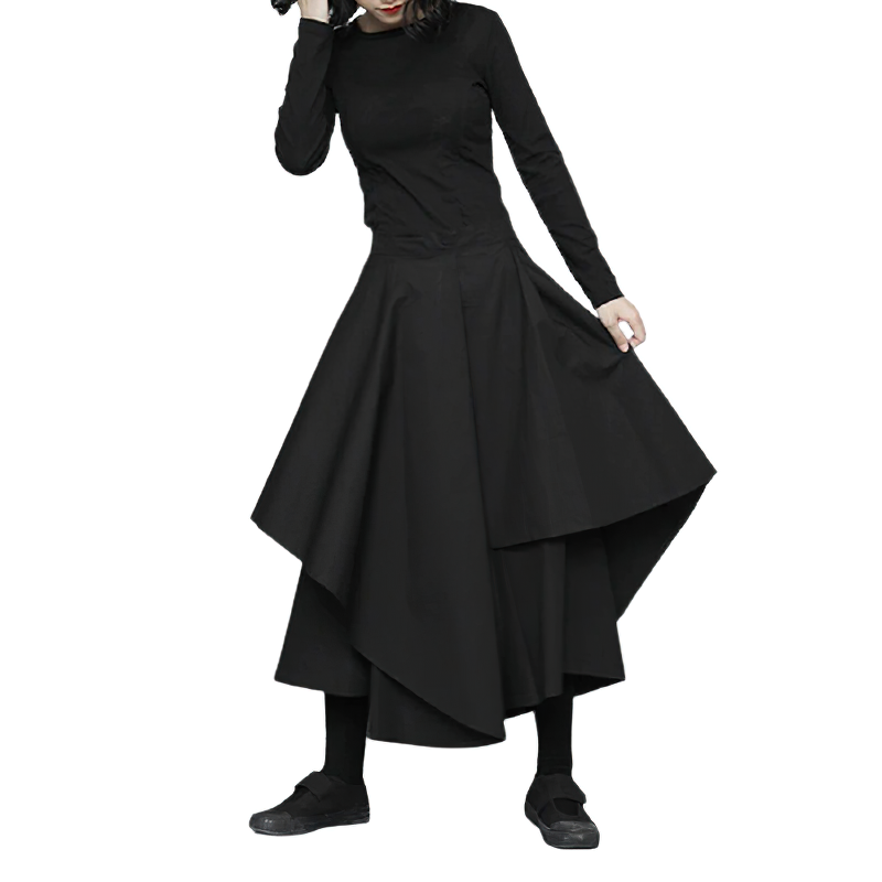 DEEP V-NECK WITH PLEATED OVERSKIRT