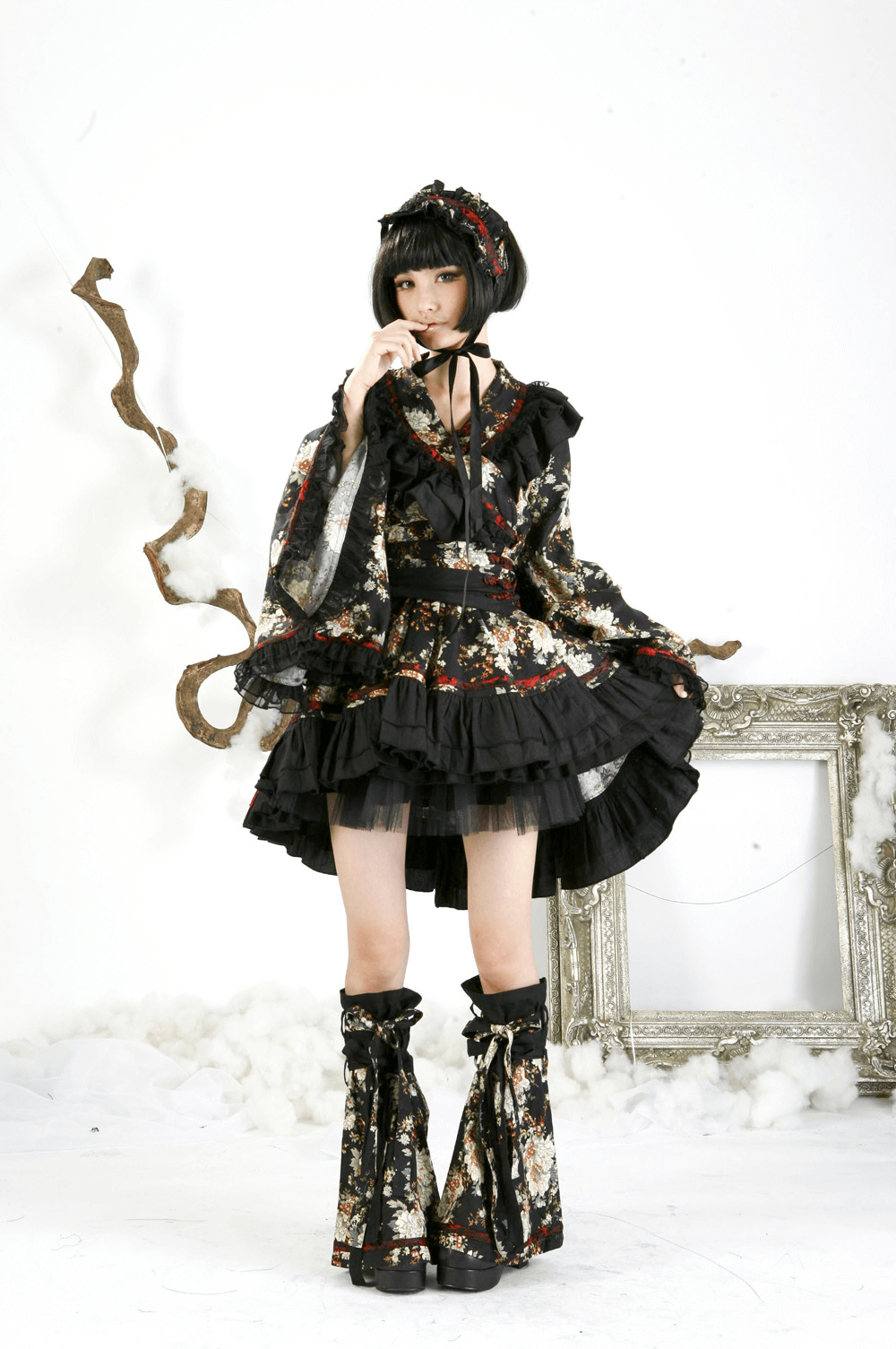 Robe Lolita florale noire d'inspiration gothique pour femmes