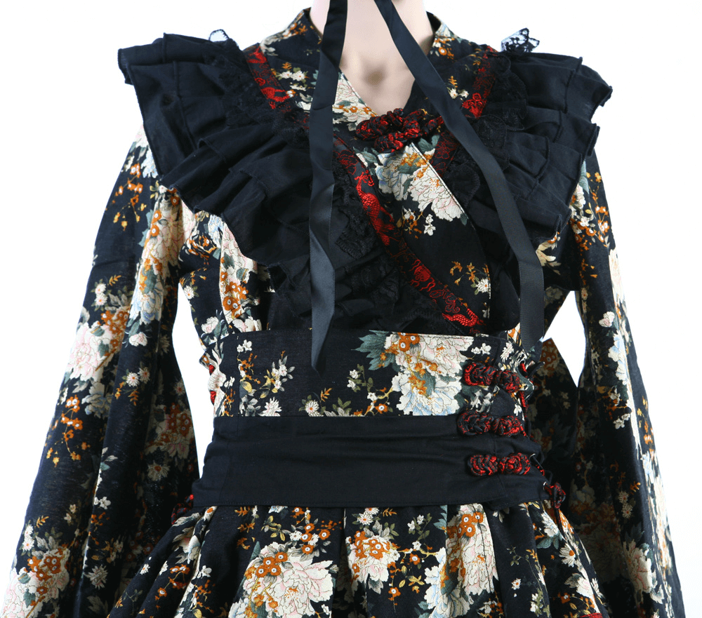 Robe Lolita florale noire d'inspiration gothique pour femmes