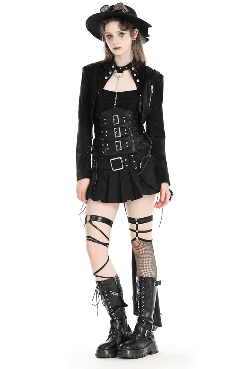Cape longue noire d'inspiration gothique pour femme avec lacets au dos