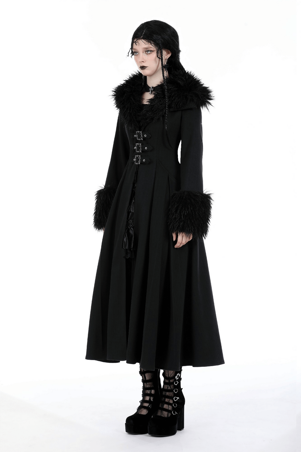 Elegant black long trench coat with faux fur collar and cuffs, perfect for winter fashion.