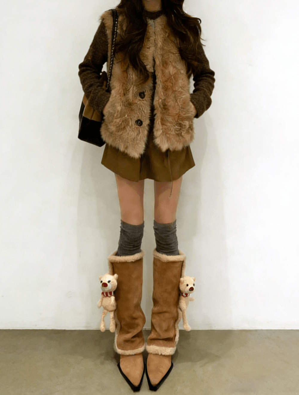 Botas de cuña hasta la rodilla para mujer con ribete de borreguillo y diseño de osito de peluche
