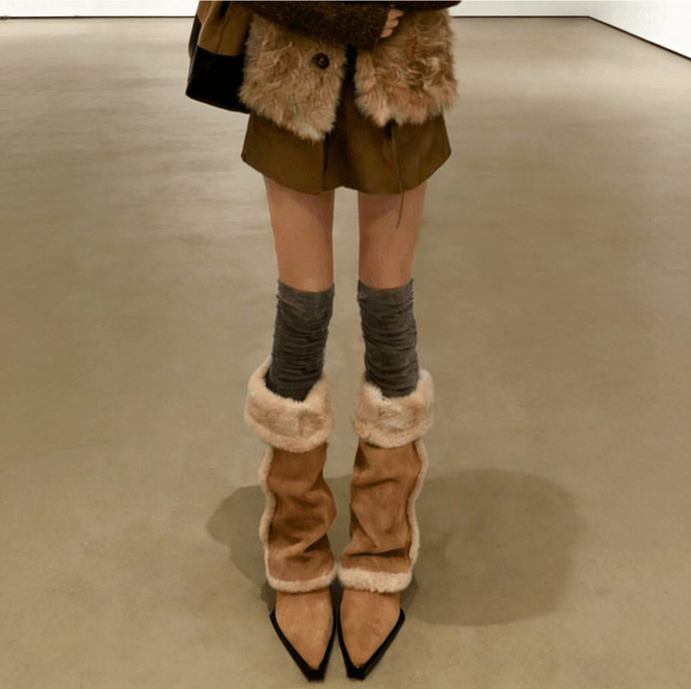 Botas de cuña hasta la rodilla para mujer con ribete de borreguillo y diseño de osito de peluche