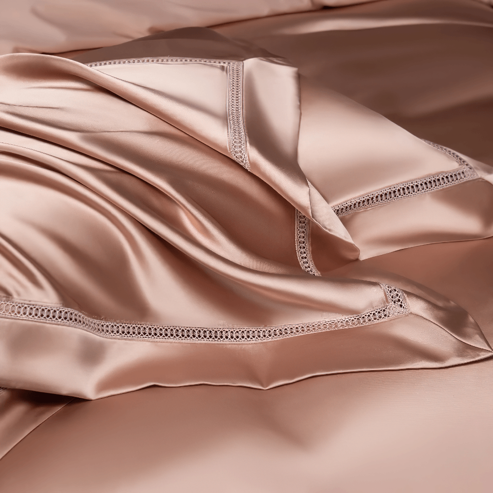 Knitterfreies Satin-Bettwäsche-Set mit Vorhang