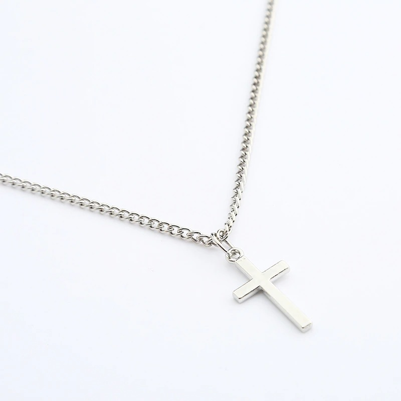 Silver chain punk necklace with square lock and cross pendant for grunge and goth styles.
