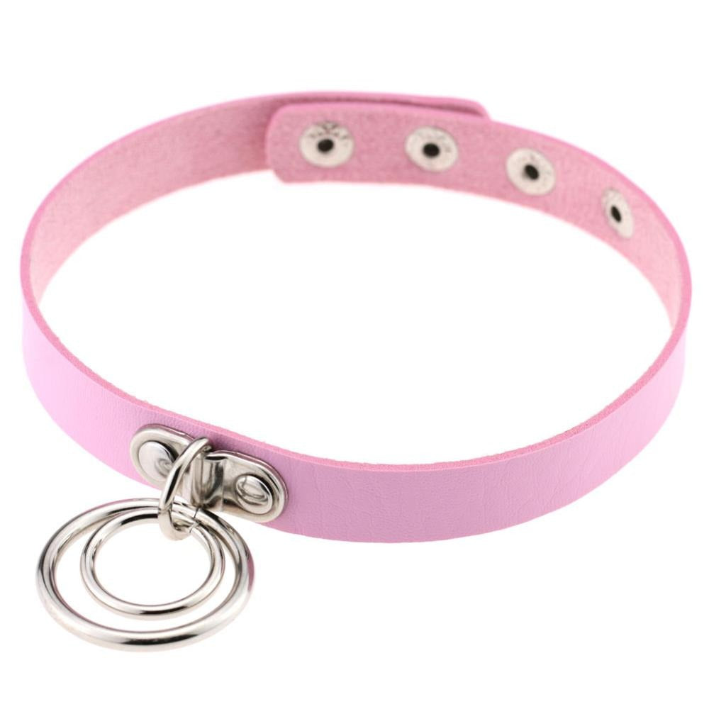 Aesthetic Gothic PU leather choker in pink with metal rings for a stylish cosplay look.