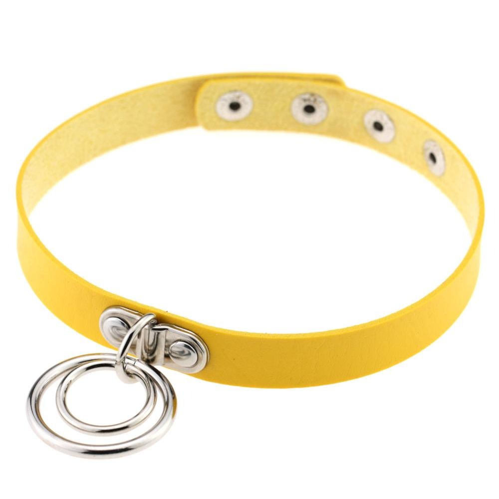 Aesthetic Gothic yellow PU leather choker with metal rings, perfect for cosplay and rockstar fashion.