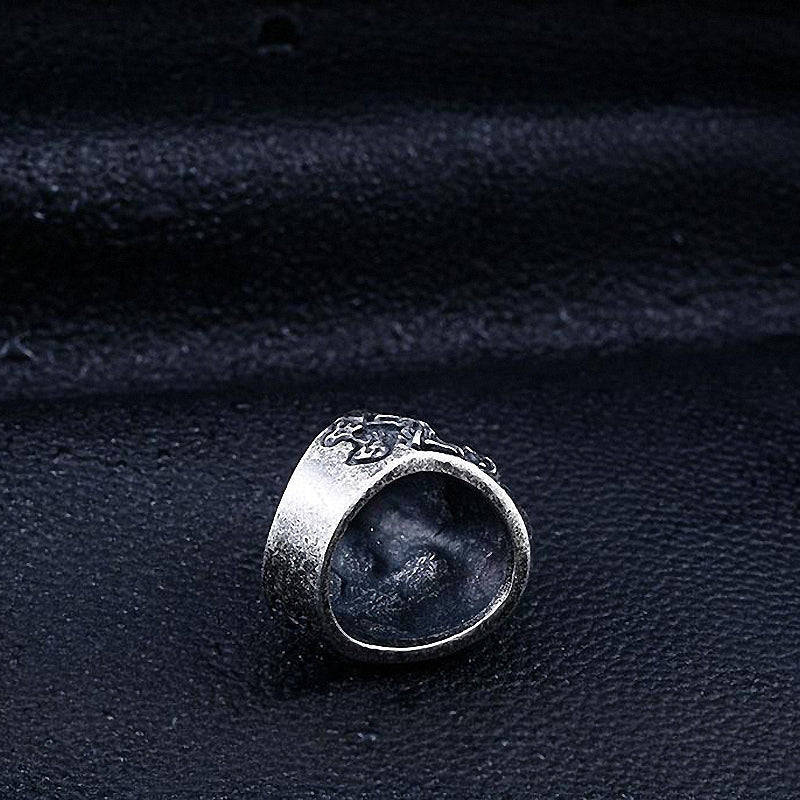 Big Triple Skull Ring in stainless steel, showcasing a unique rock style biker jewelry design with intricate details.