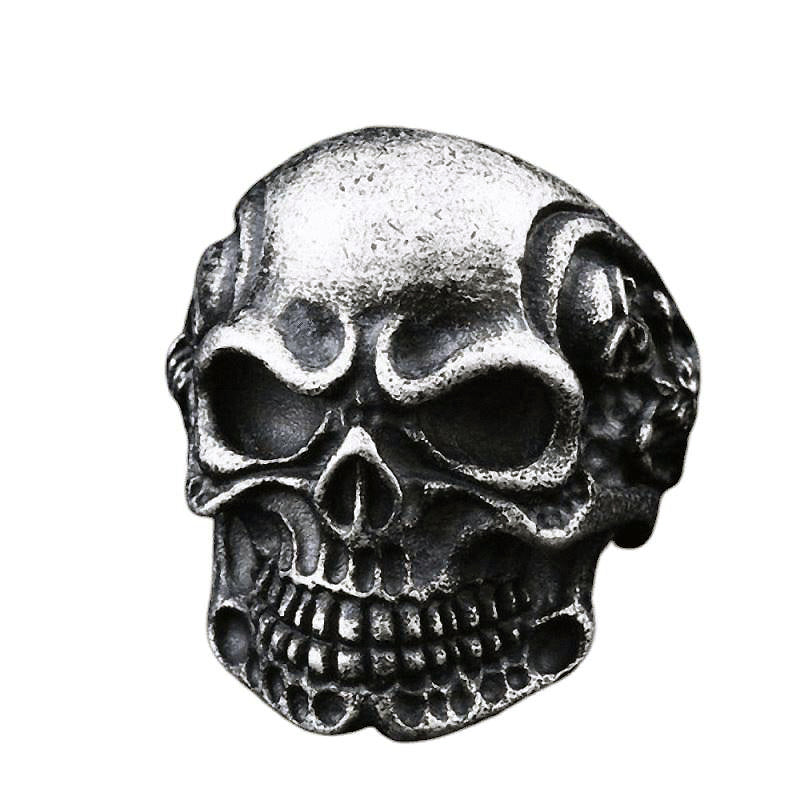 Big triple skull ring - stylish stainless steel rock jewelry, featuring a detailed skull design for bikers.