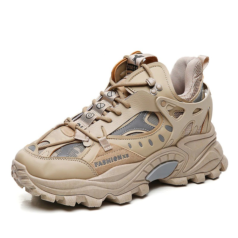 Men's alternative style sneakers in beige with high soles, perfect for comfort and trendy fashion.