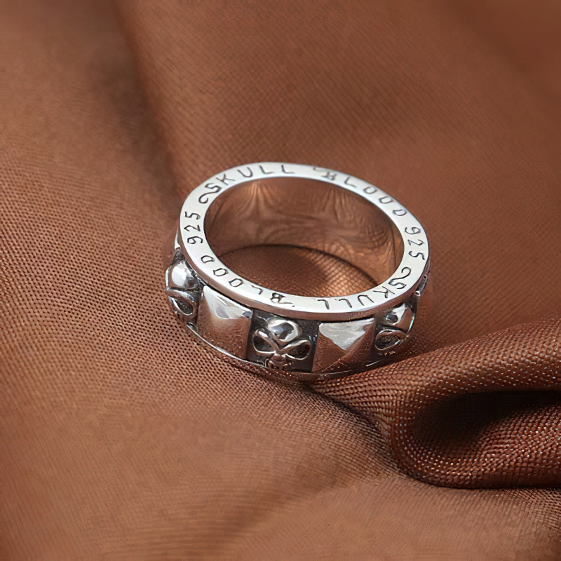 Stylish unisex 925 sterling silver skull ring with gothic design, perfect for adding flair to your alternative jewelry collection.