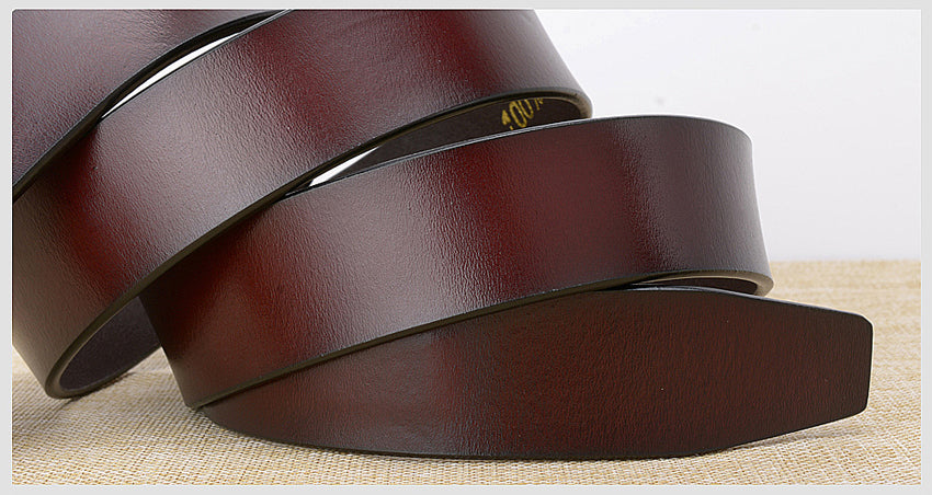 Automatic buckle genuine cowhide leather belt in rich brown color, showcasing its smooth texture and stylish design.