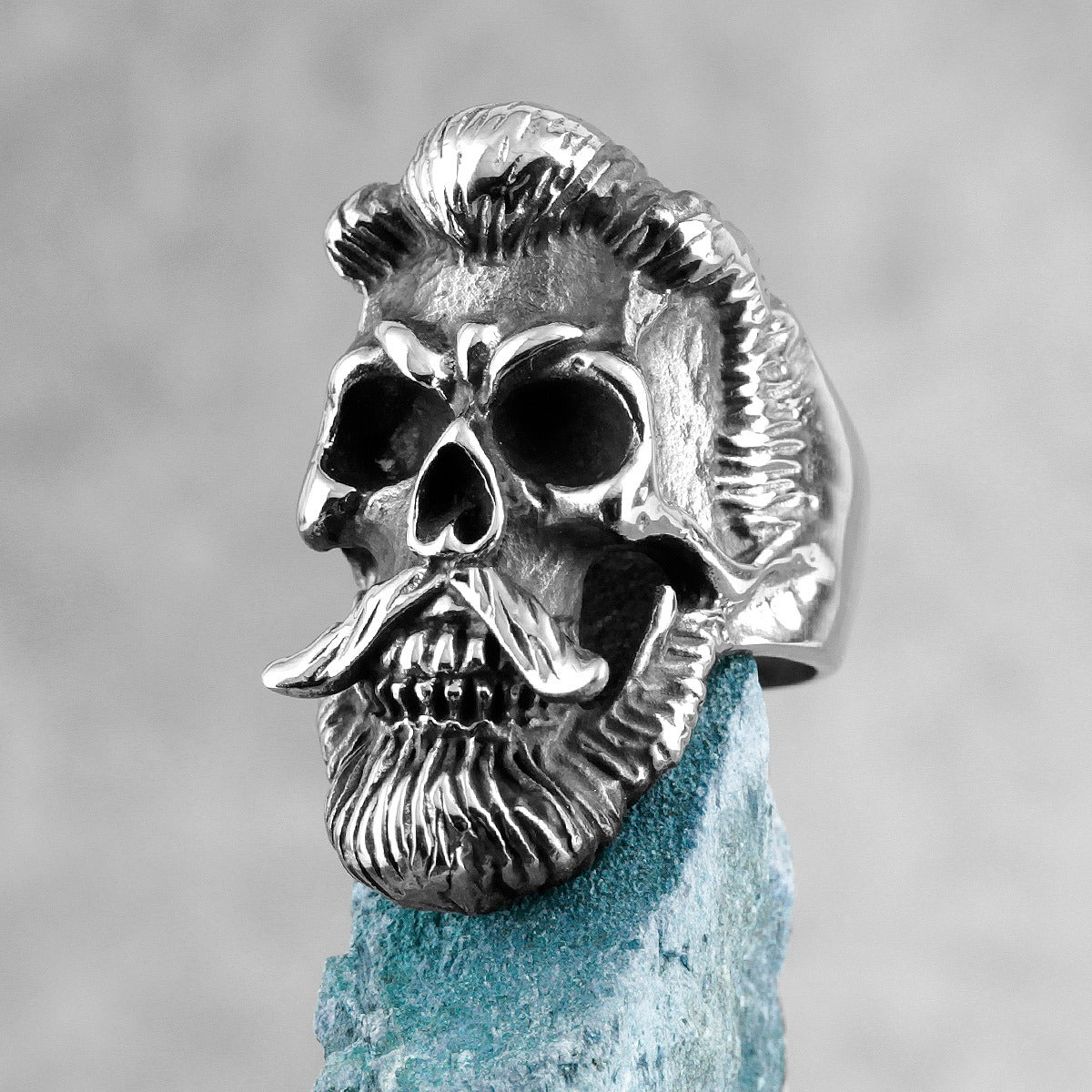 Bearded gentleman skull ring with mustache in 316L stainless steel, perfect for gothic and biker fashion.