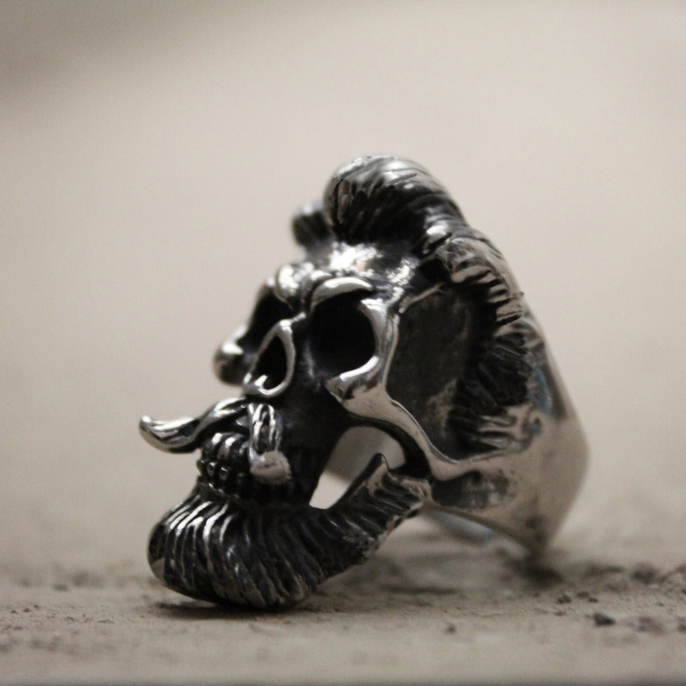 Bearded gentleman skull ring in stainless steel, perfect for gothic fashion and biker style accessories.