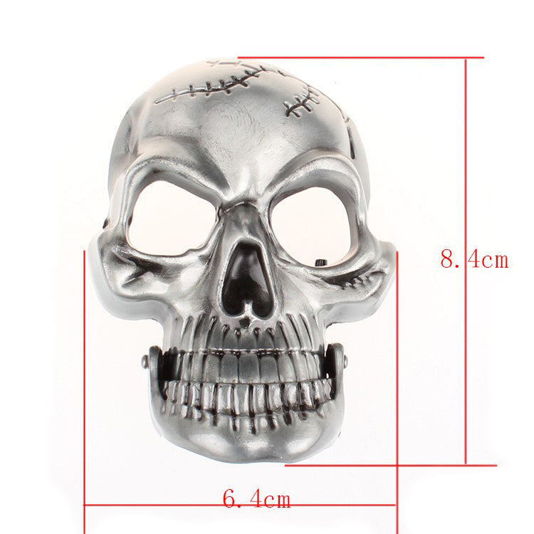 Metal skull buckle measuring 6.4cm by 8.4cm, perfect for rock-style leather belts.