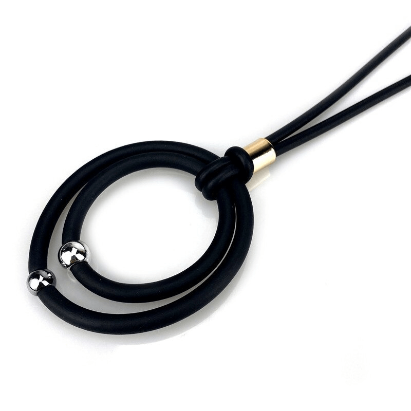 Stylish black round pendant necklace featuring alloy beads, perfect for casual women's fashion accessories.