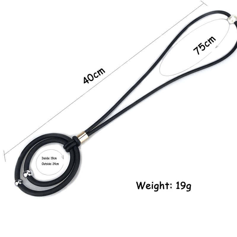 Black round pendant necklace with alloy beads, casual women's fashion accessory. Dimensions: 40cm inside, 75cm outside.