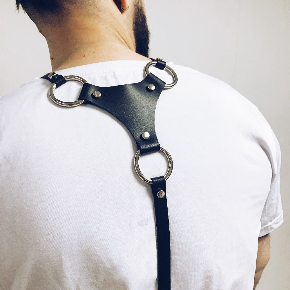 Body Faux Leather Bondage / Men Waist Harness Belt With Silver Chain / Black Straps with O-Ring - HARD'N'HEAVY