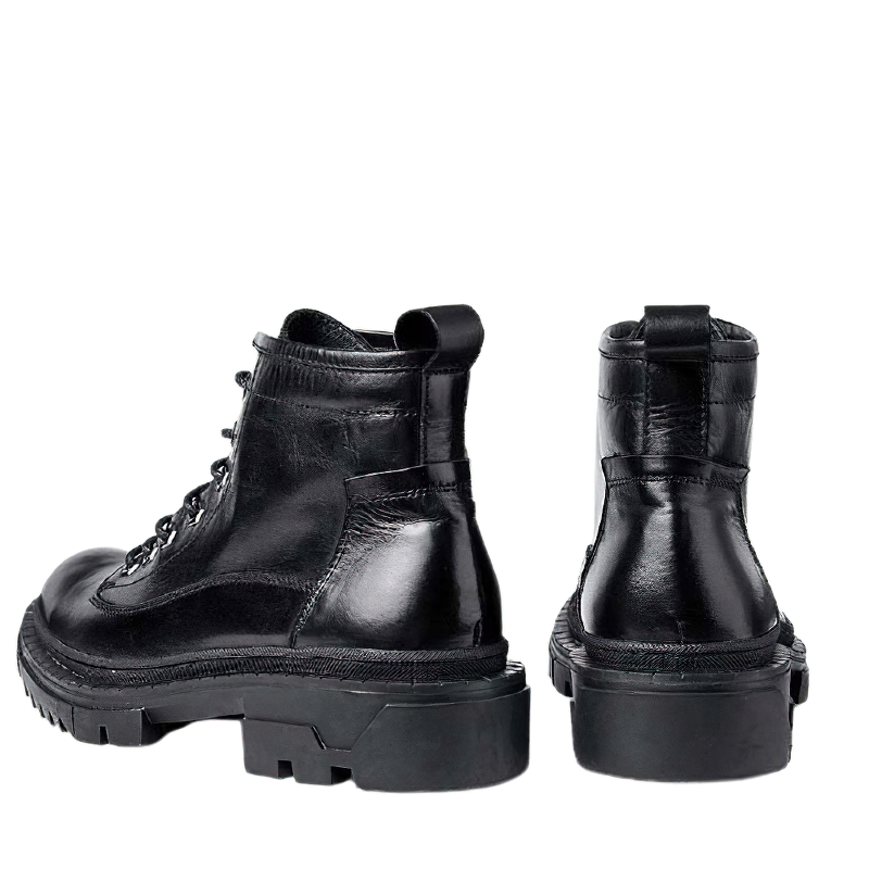 Stylish black genuine leather high boots for men with thick heels, perfect casual footwear for modern looks.