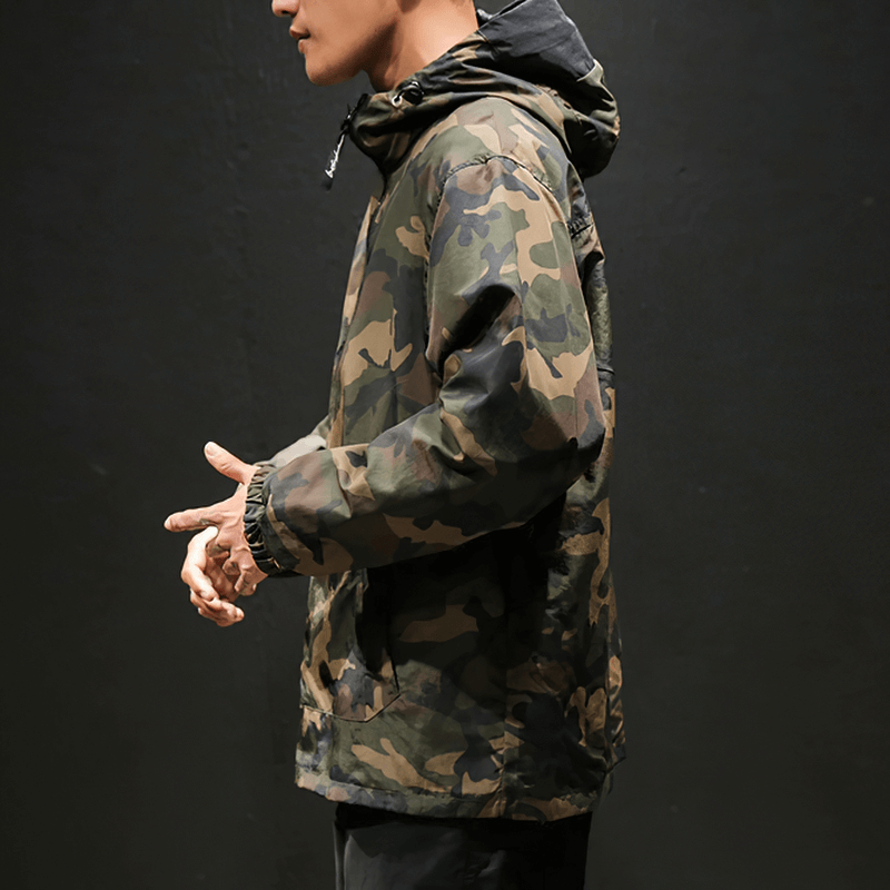 Stylish men's camo hoodie with pockets, showcasing a casual loose design for everyday wear.